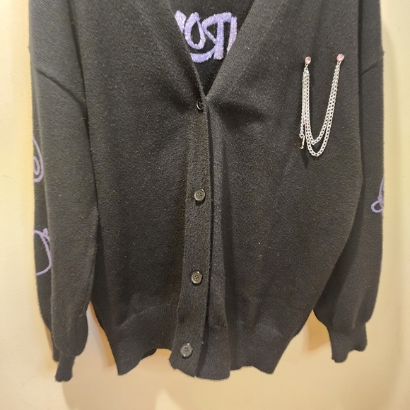 Hello Kitty and friends and Forever21 Kuromi Black Cardigan with Chain Detail L - Picture 11 of 12